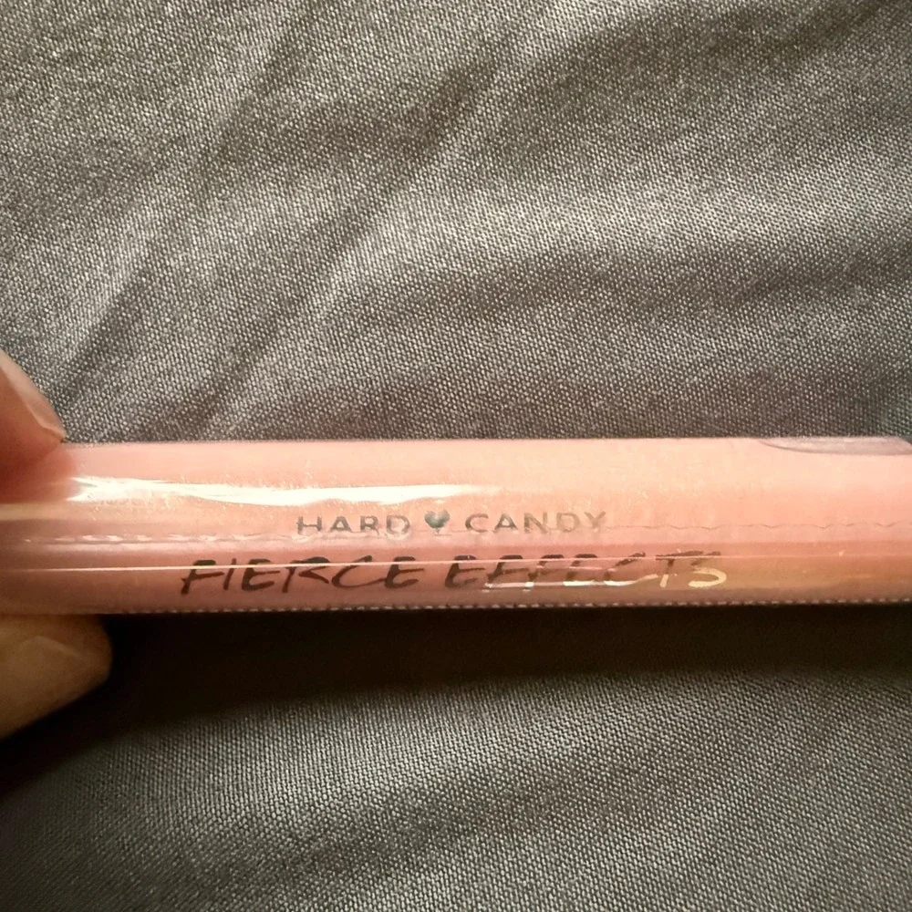 Hard Candy Fierce Effects Lip Gloss Women 0.11oz Candy $2/10 970 New Sealed Pink